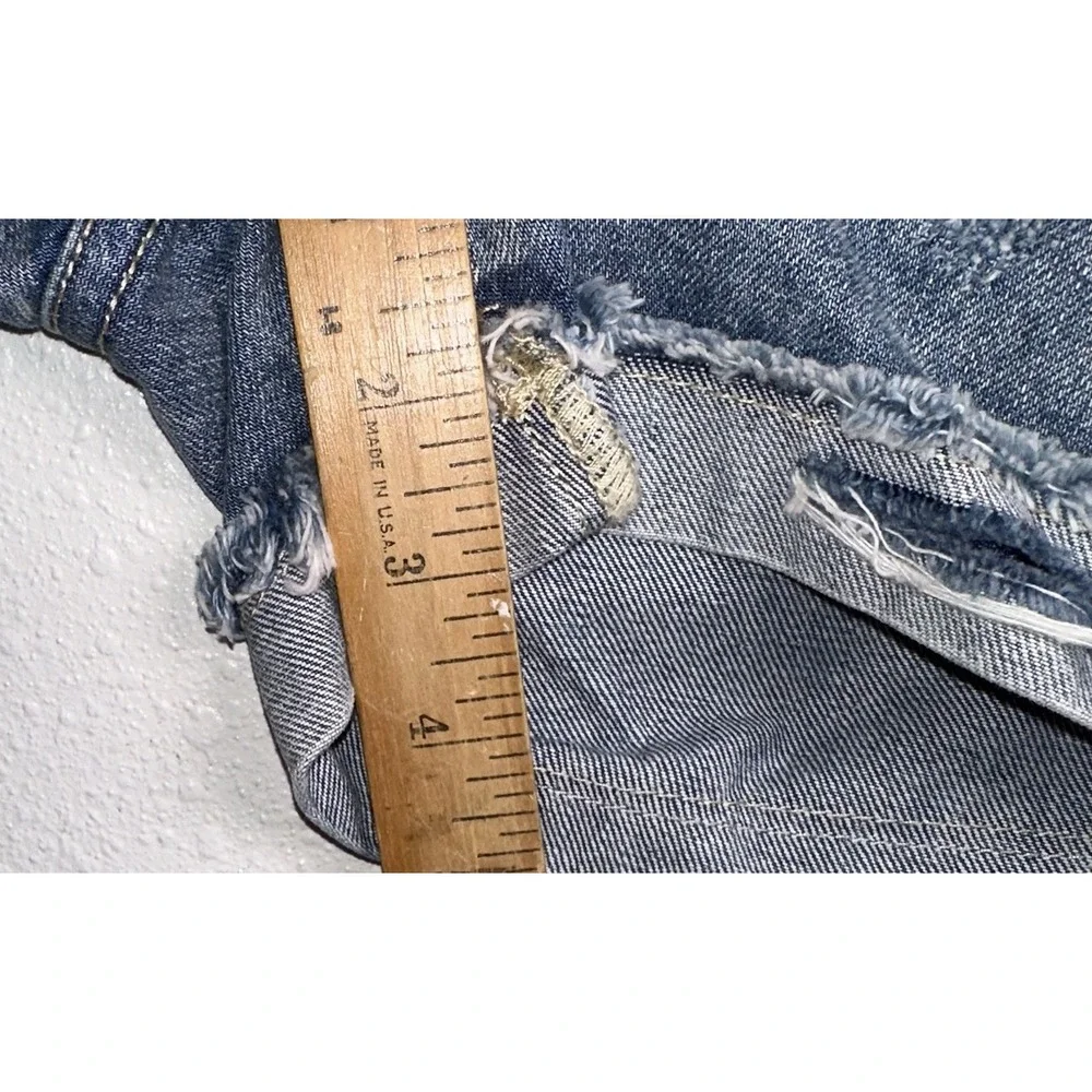 New Kancan Distressed Denim Jean Large Cuff Fray Hem Shorts Light Wash
